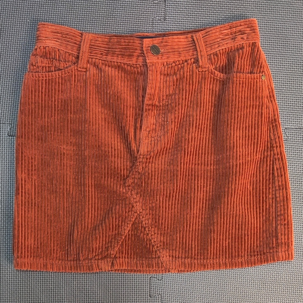 Sanctuary terra Cotta corduroy skirt size 24 00